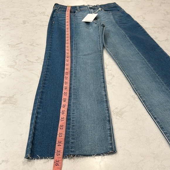 Sneak Peak Two Tone High-Rise Kick Flare Raw Hem Denim 26 NWT - Picture 14 of 17